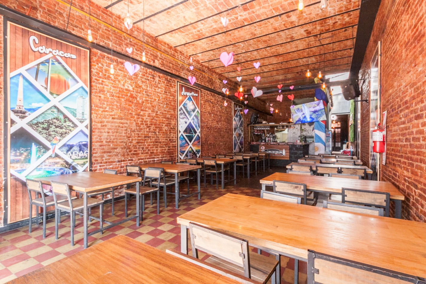 VENTA FONDO DE COMERCIO - RESTO BAR "EL MORRO STREET FOOD" - EXCELENTE UBICACION S/ Av. Hipolito Yrigoyen al 4200