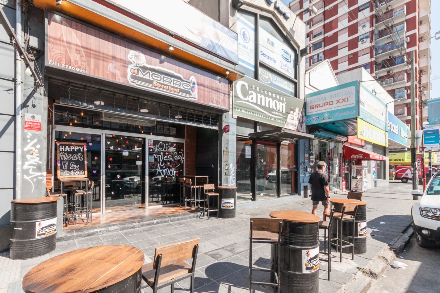 VENTA FONDO DE COMERCIO - RESTO BAR "EL MORRO STREET FOOD" - EXCELENTE UBICACION S/ Av. Hipolito Yrigoyen al 4200