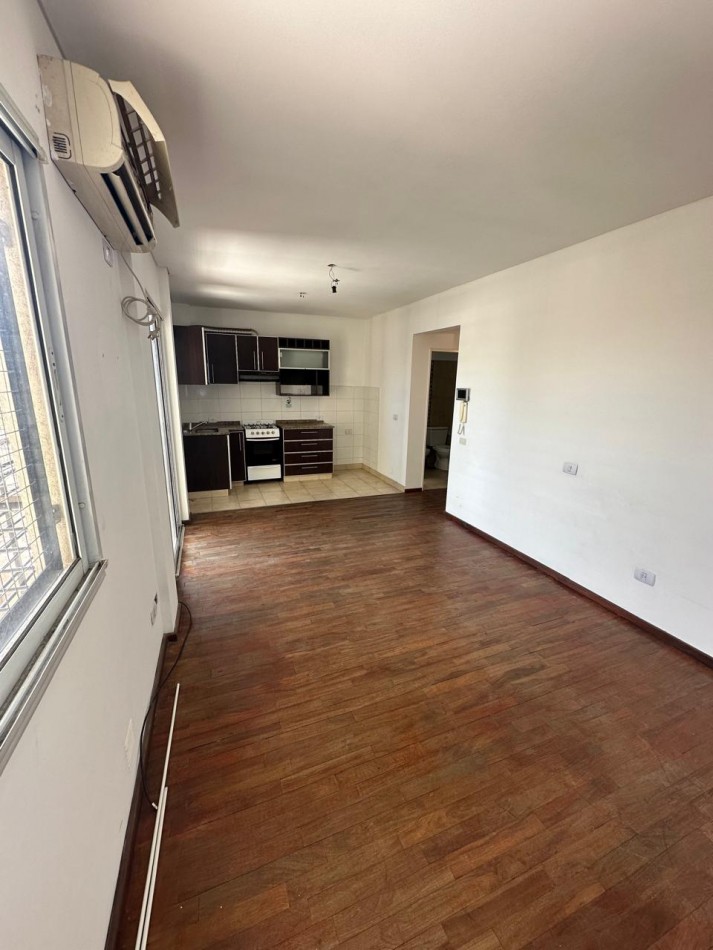 MONOAMBIENTE EN VENTA - Av. GALICIA AL 300 - AVELLANEDA