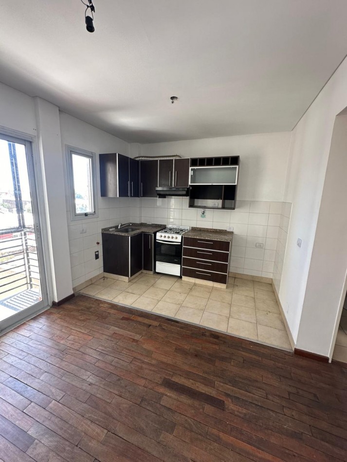 MONOAMBIENTE EN VENTA - Av. GALICIA AL 300 - AVELLANEDA