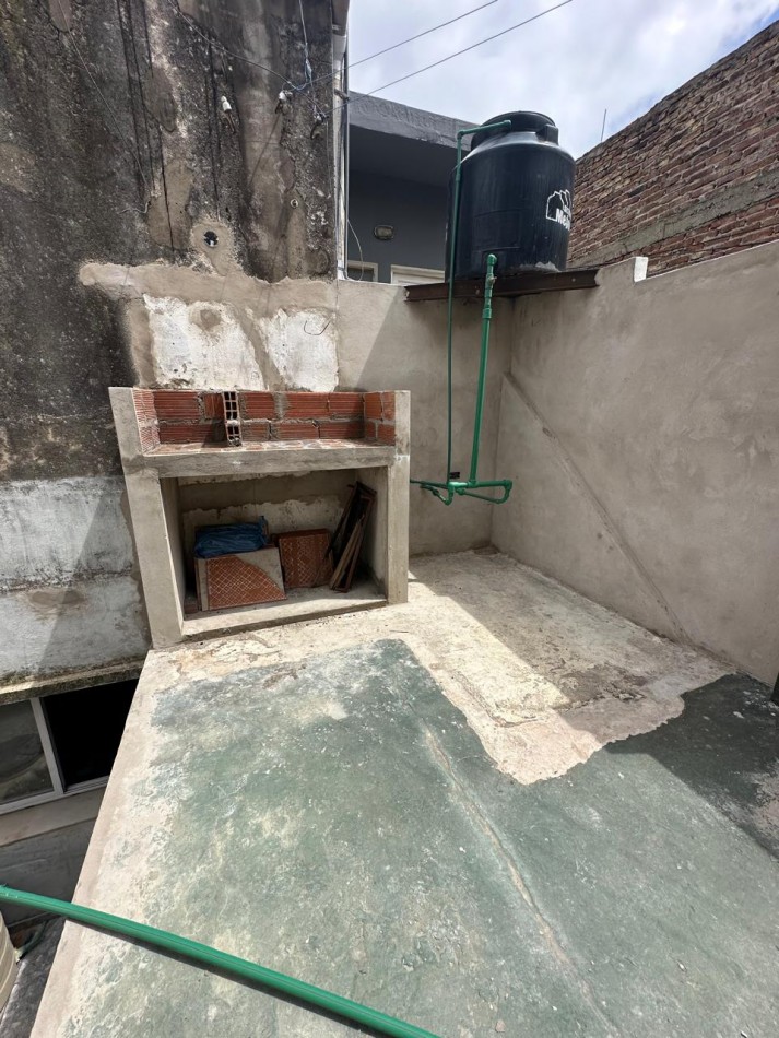 DISPONIBLE (15 DICIEMBRE APROX) - ALQUILER PH RECICLADO A NUEVO POR PASILLO C/PATIO Y TERRAZA S/EXPENSAS