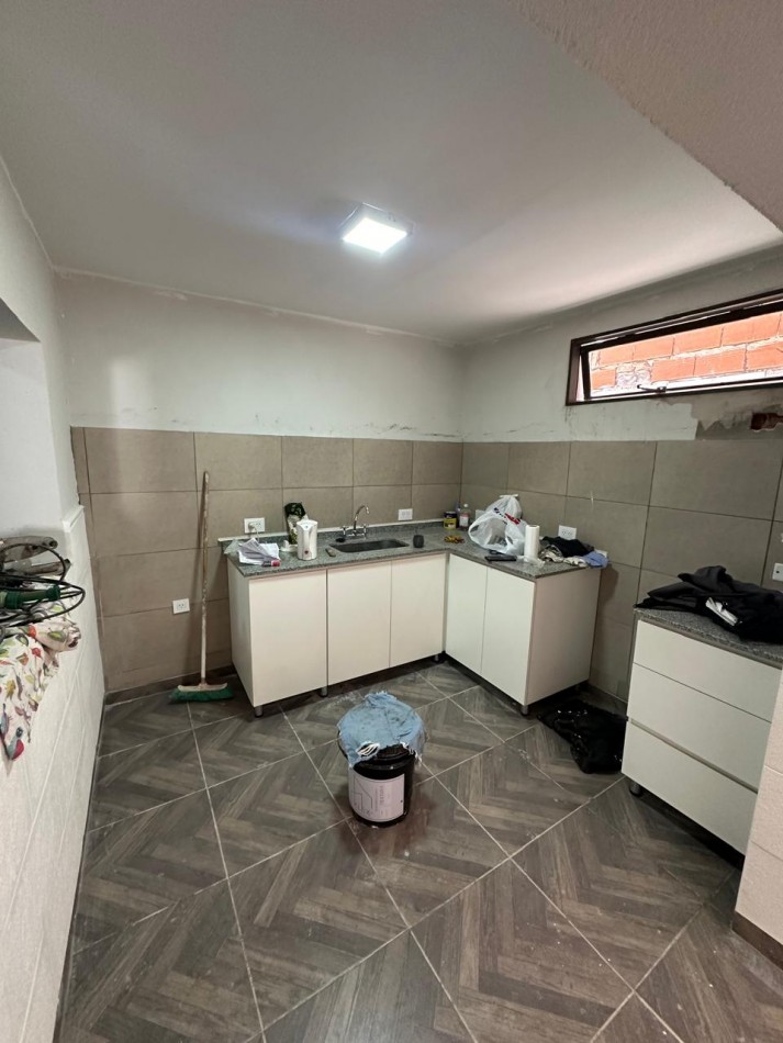 DISPONIBLE (15 DICIEMBRE APROX) - ALQUILER PH RECICLADO A NUEVO POR PASILLO C/PATIO Y TERRAZA S/EXPENSAS