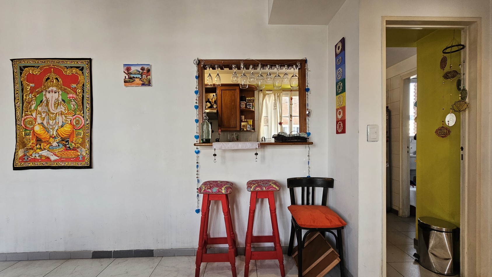 AMPLIO SEMIPISO DE 2 AMB. C/ COCHERA EN PISO ALTO EN VENTA - LAS PIEDRAS 1400 - LANUS ESTE