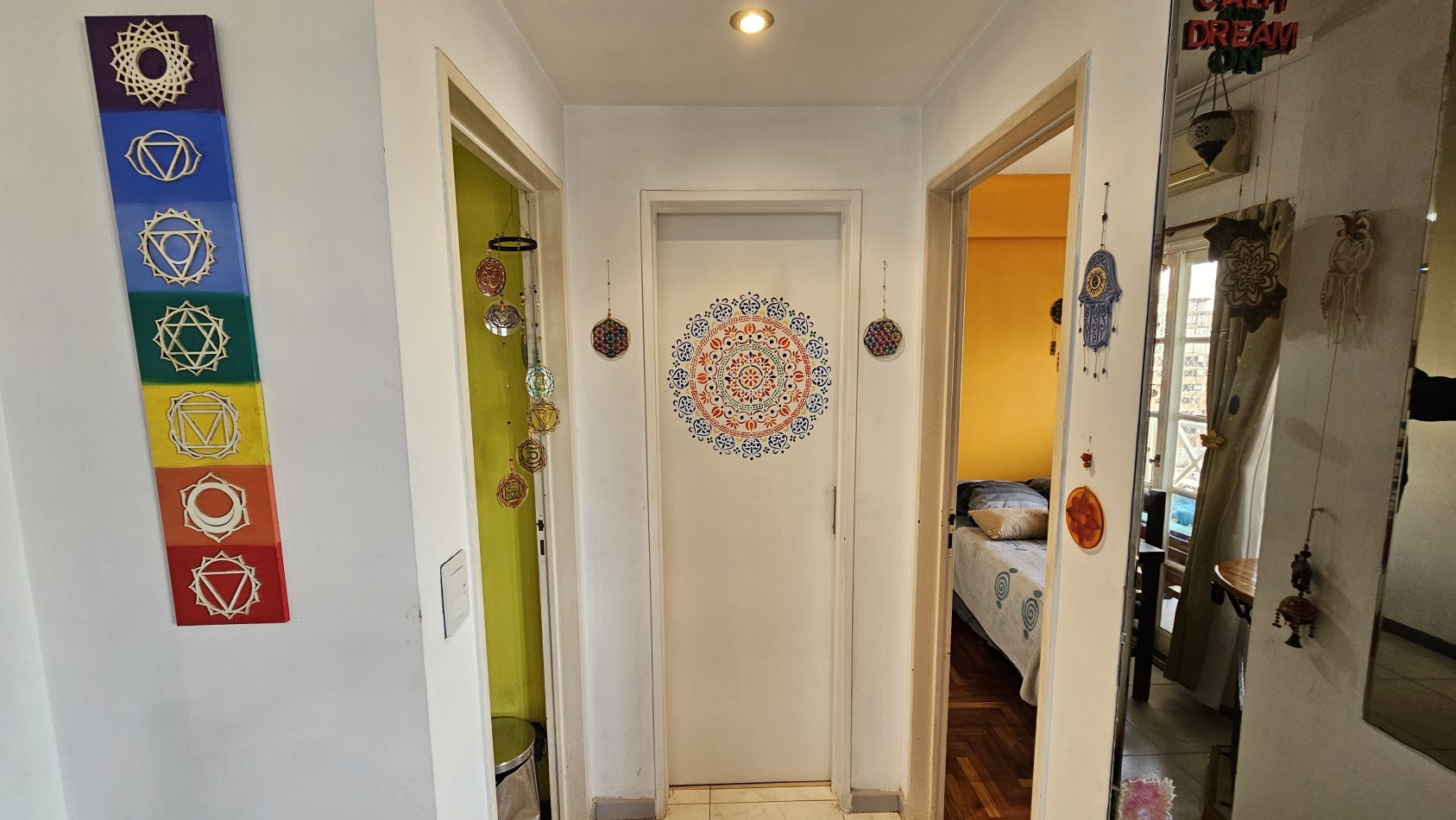 AMPLIO SEMIPISO DE 2 AMB. C/ COCHERA EN PISO ALTO EN VENTA - LAS PIEDRAS 1400 - LANUS ESTE
