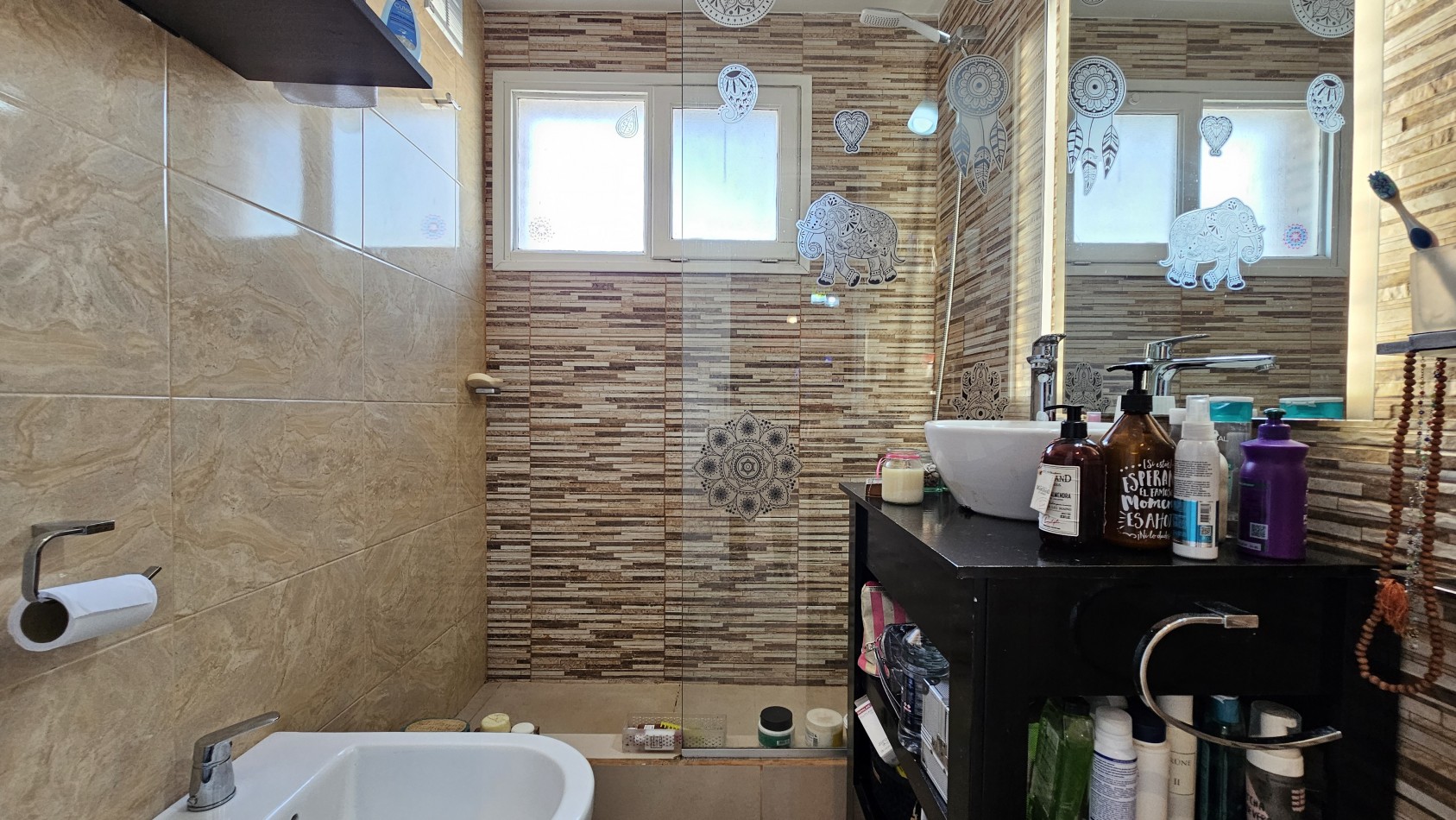 AMPLIO SEMIPISO DE 2 AMB. C/ COCHERA EN PISO ALTO EN VENTA - LAS PIEDRAS 1400 - LANUS ESTE