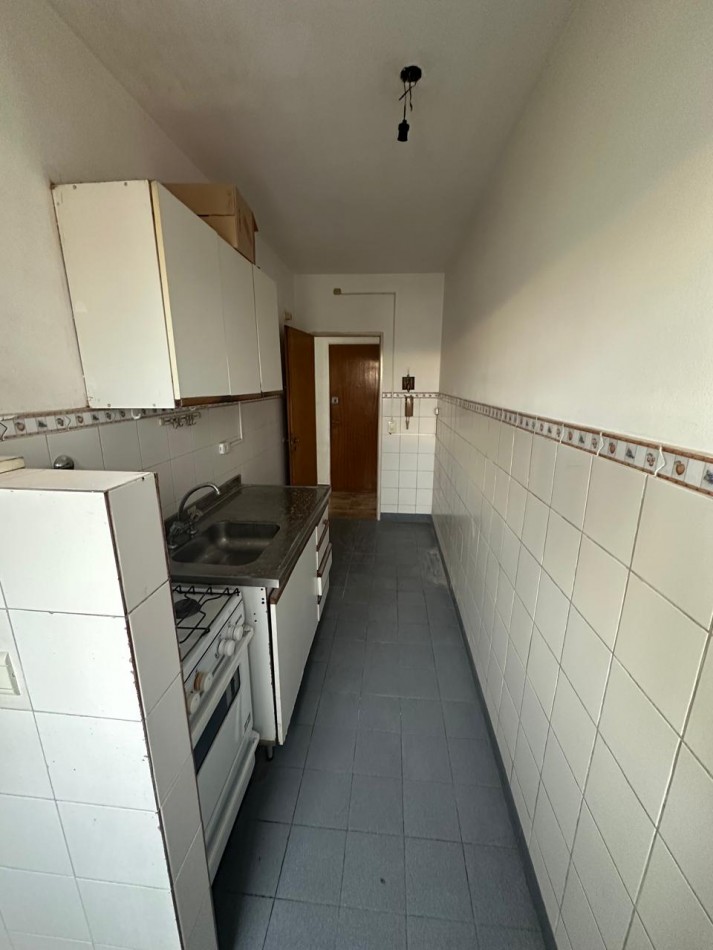 AMPLIO DPTO 2 AMB. EN ALQUILER