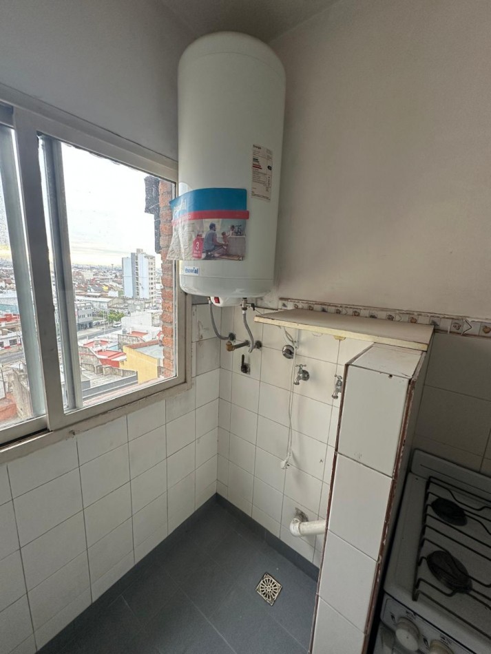 AMPLIO DPTO 2 AMB. EN ALQUILER