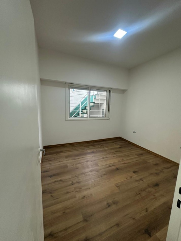 PH 3 AMBIENTES CON PATIO Y TERRAZA EN ALQUILER - BOLIVIA 2100 - LANUS OESTE