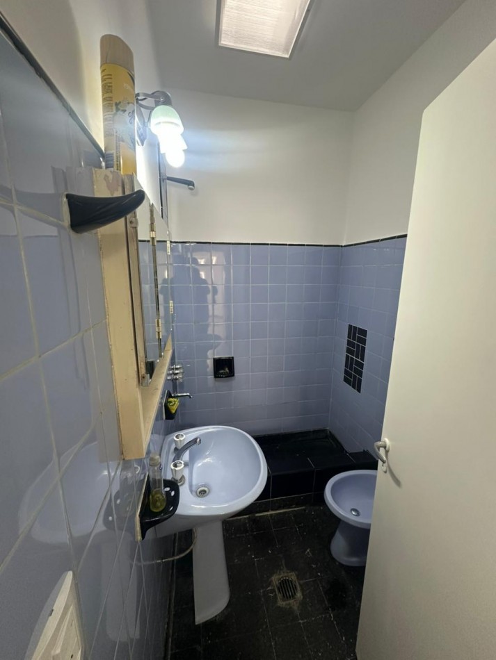 PH 3 AMBIENTES CON PATIO Y TERRAZA EN ALQUILER - BOLIVIA 2100 - LANUS OESTE