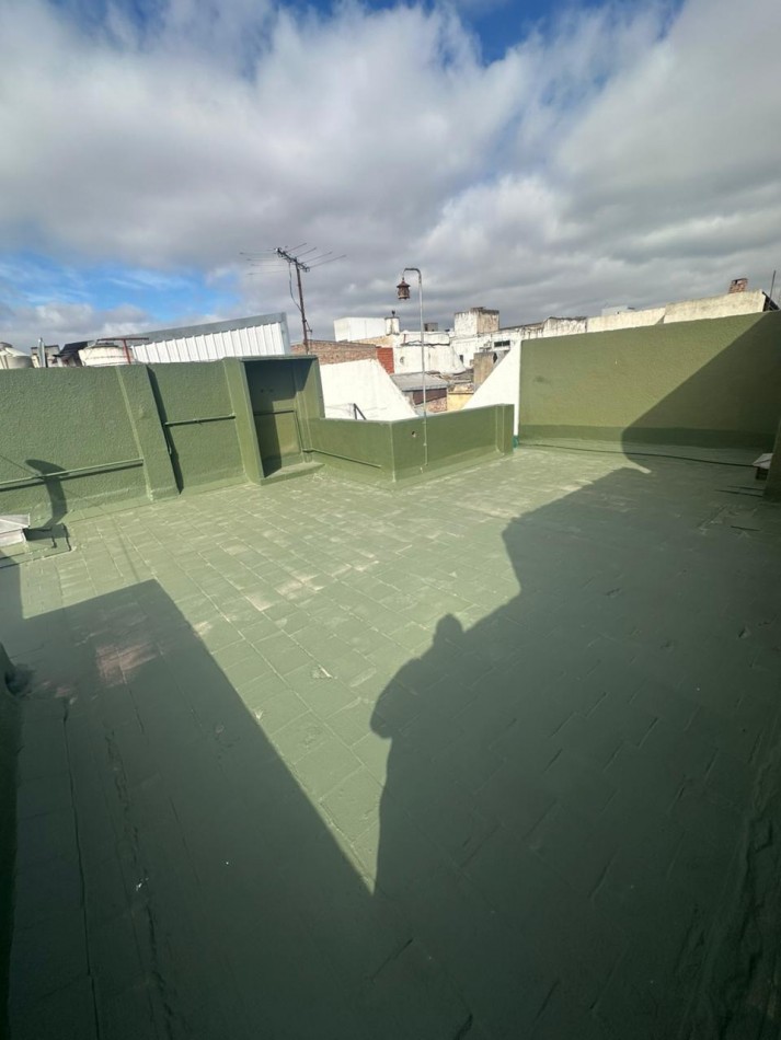 PH 3 AMBIENTES CON PATIO Y TERRAZA EN ALQUILER - BOLIVIA 2100 - LANUS OESTE
