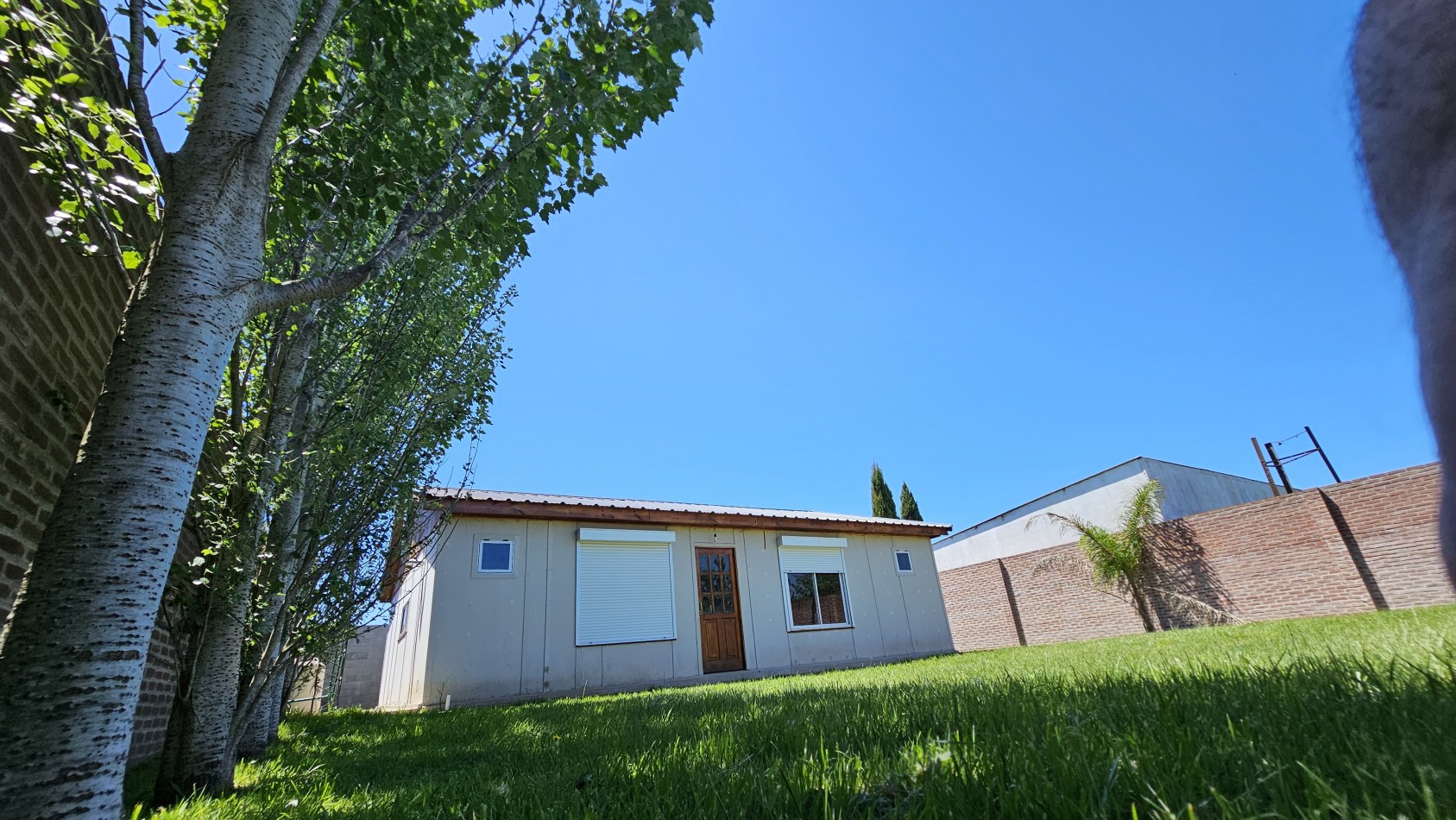 U$S 54.900 (Financiamos el 40% privado) - Casa de fin de semana - LAS FLORES a 190 km de Bs. As