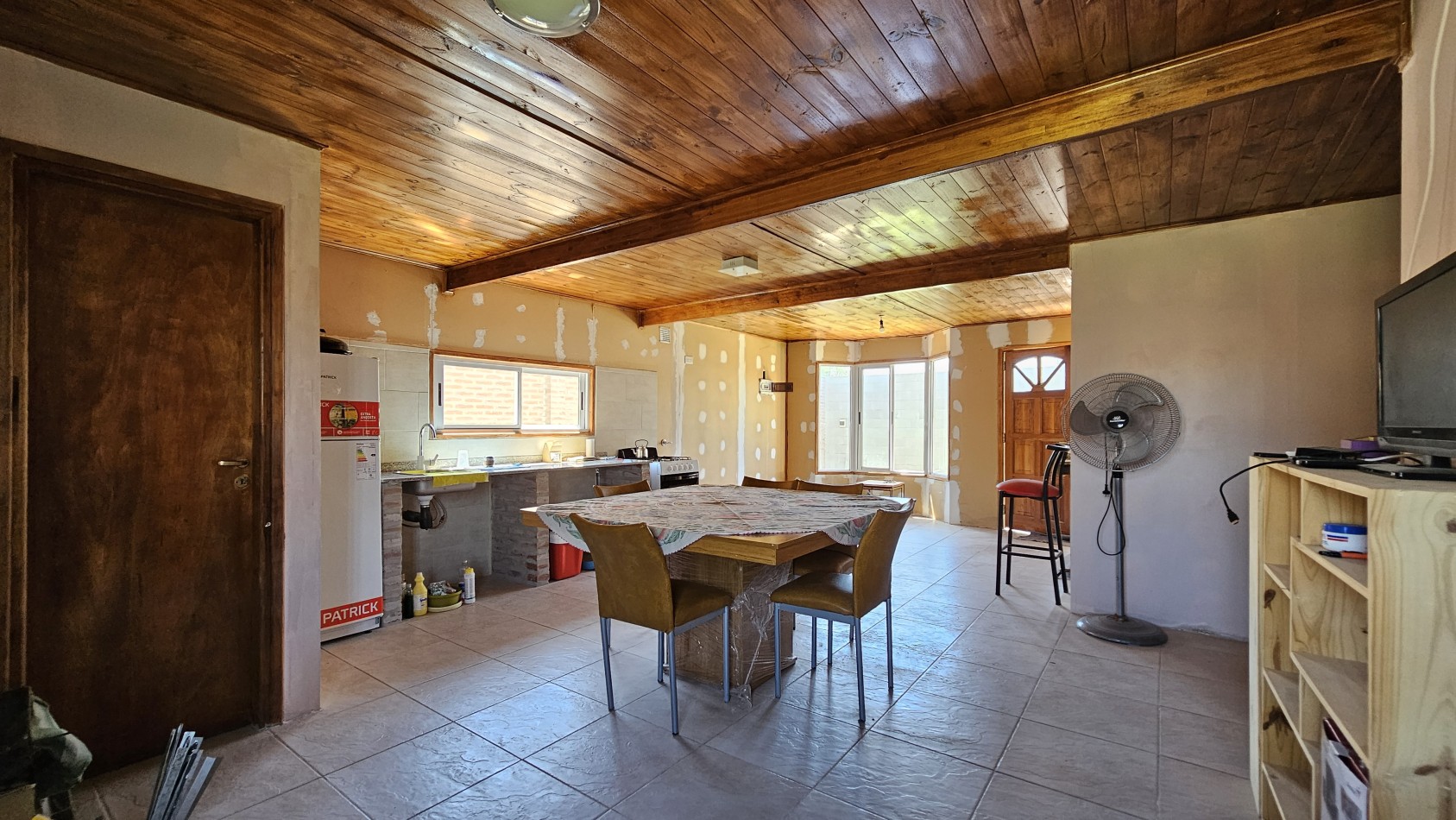 U$S 54.900 (Financiamos el 40% privado) - Casa de fin de semana - LAS FLORES a 190 km de Bs. As