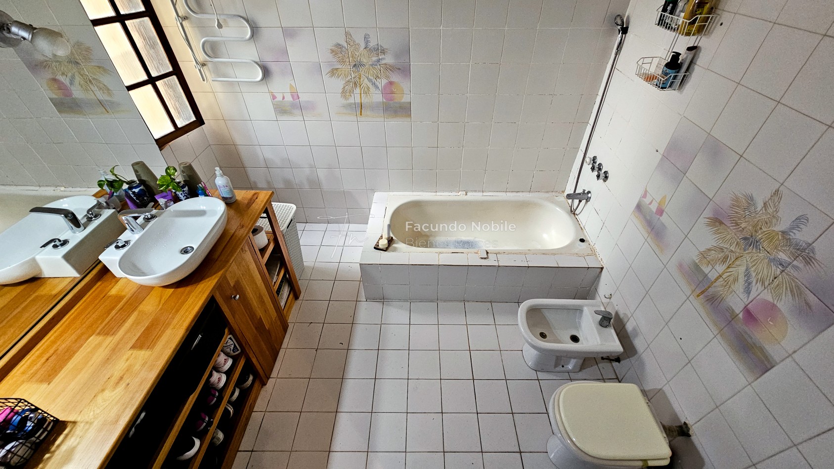 U$S 72.000 - APTO CREDITO - Dto. de 3 ambientes de 95 m2 patio y balcon