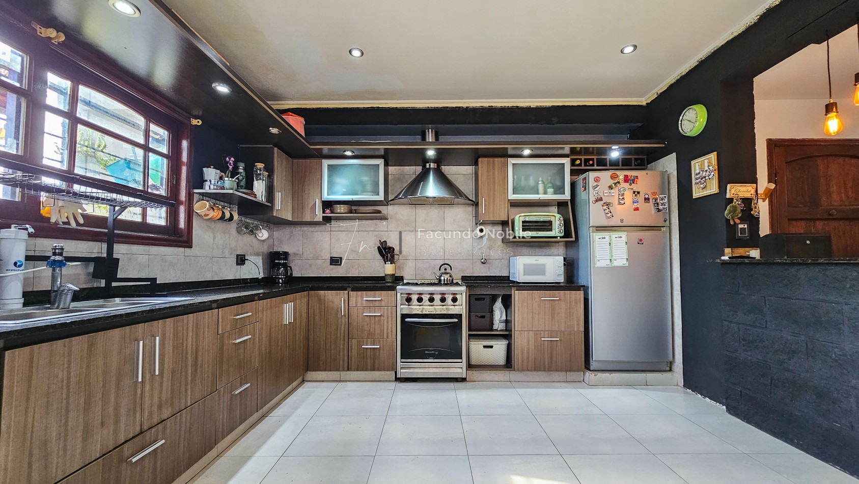 U$S 72.000 - APTO CREDITO - Dto. de 3 ambientes de 95 m2 patio y balcon