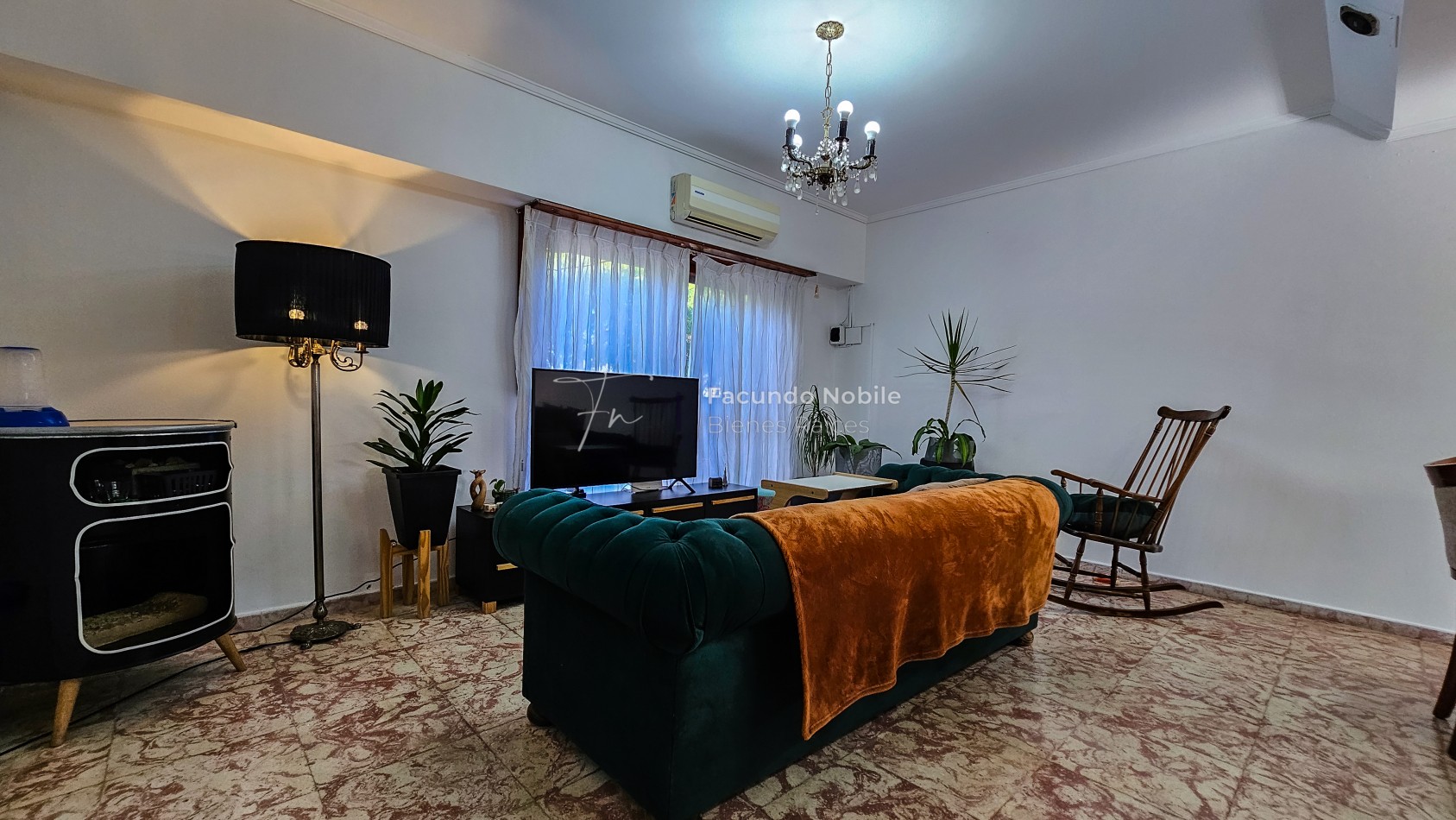 U$S 72.000 - APTO CREDITO - Dto. de 3 ambientes de 95 m2 patio y balcon