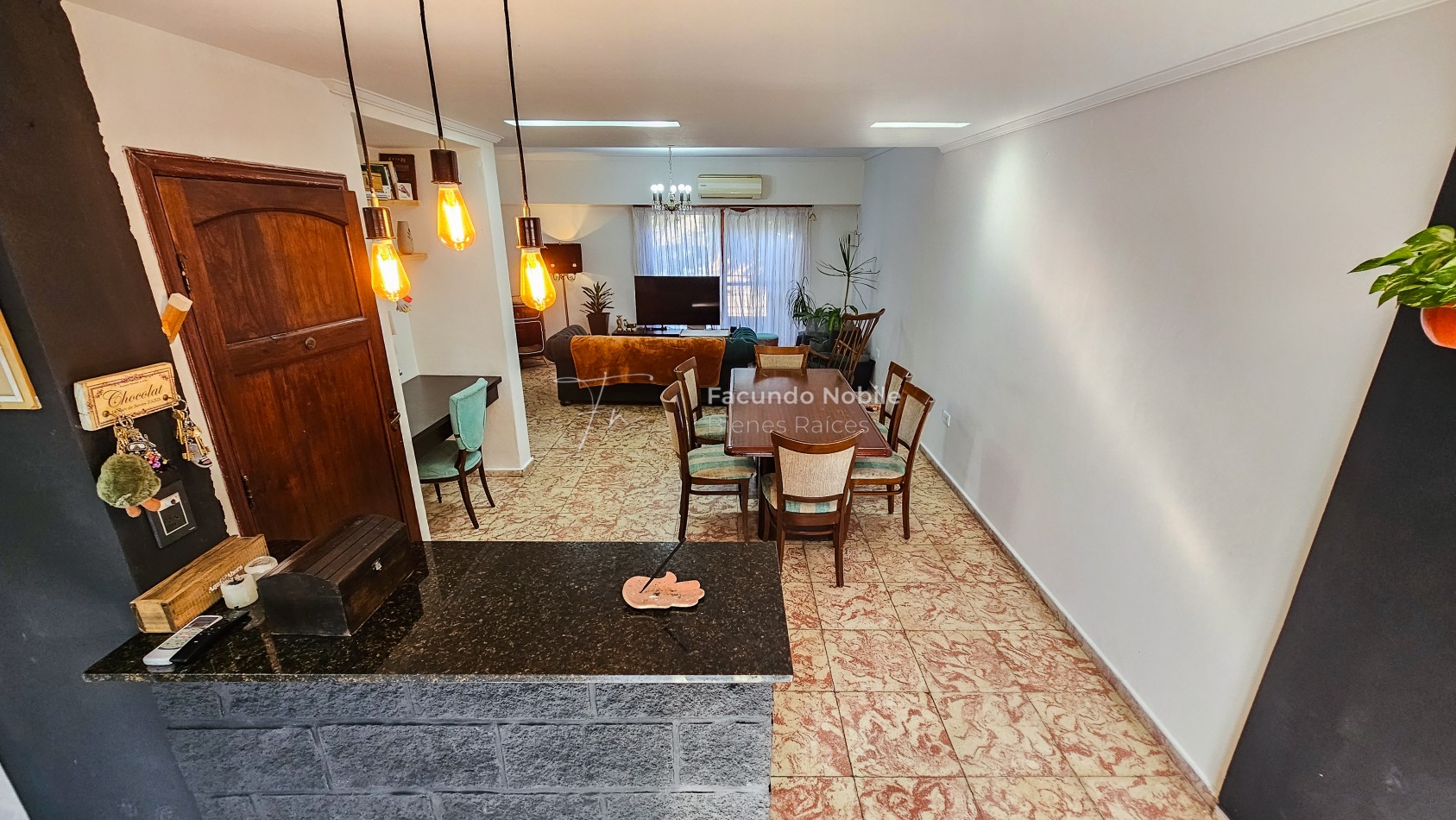 U$S 72.000 - APTO CREDITO - Dto. de 3 ambientes de 95 m2 patio y balcon
