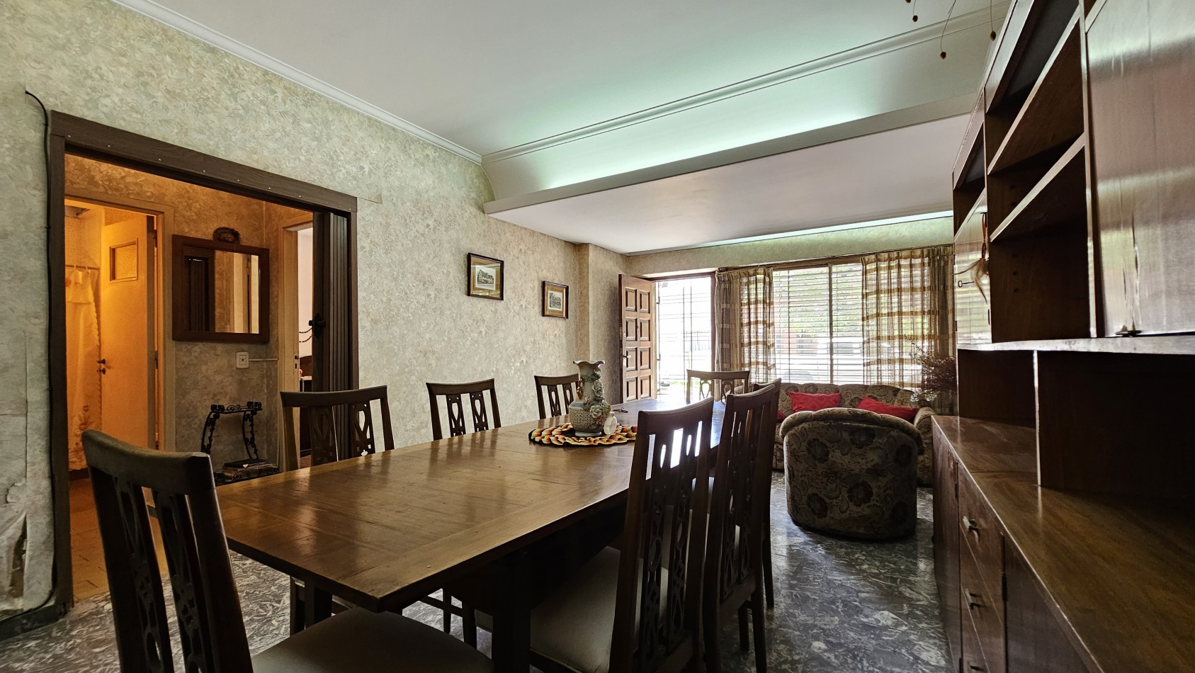 U$S 68.000 VENTA - Casa de 3 amb. (a reciclar) + DTO. en 1er piso. - Maradona (ex-Rio de Janeiro) al 1600