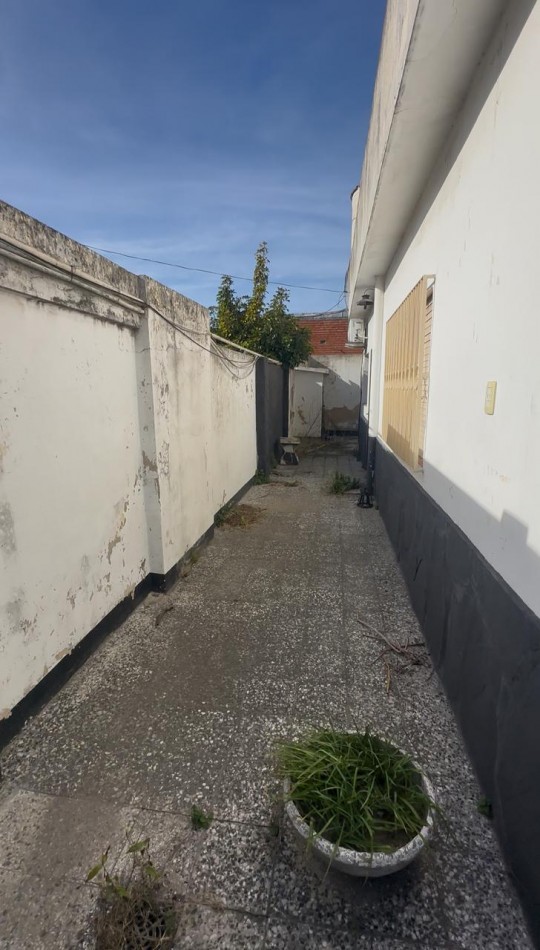 AMPLIO PH INTERNO EN VENTA - JOSE ALVAREZ CONDARCO AL 600 - MONTE CHINGOLO 