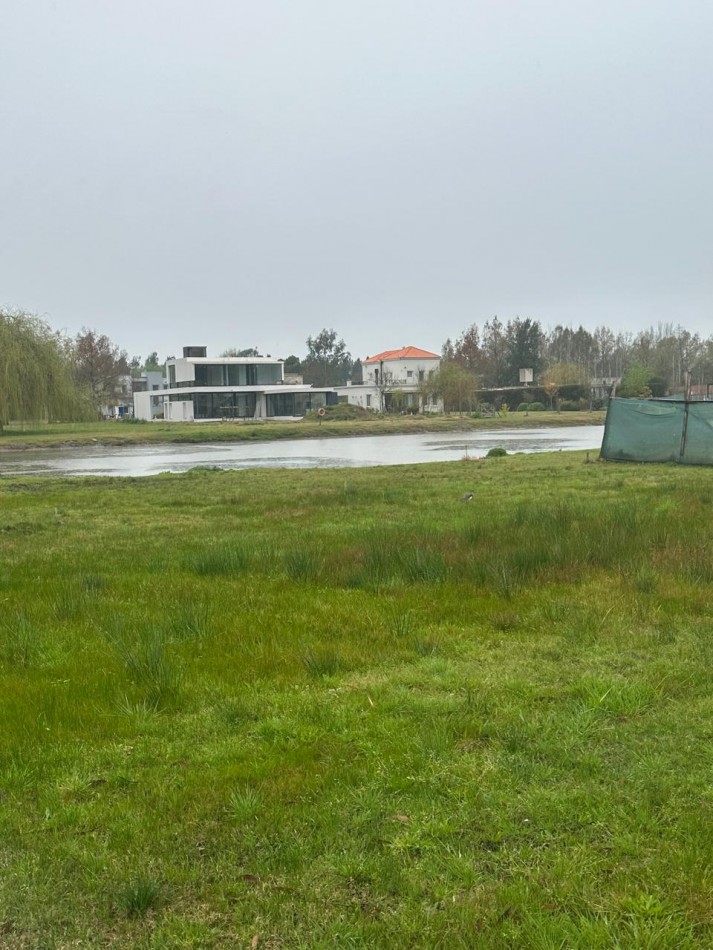 CLUB DE CAMPO MIRALAGOS 2 - LOTE 104 (LA MEJOR UBICACION) - LAGUNA BARRANCAS - ACEPTA PERMUTA PARCIAL