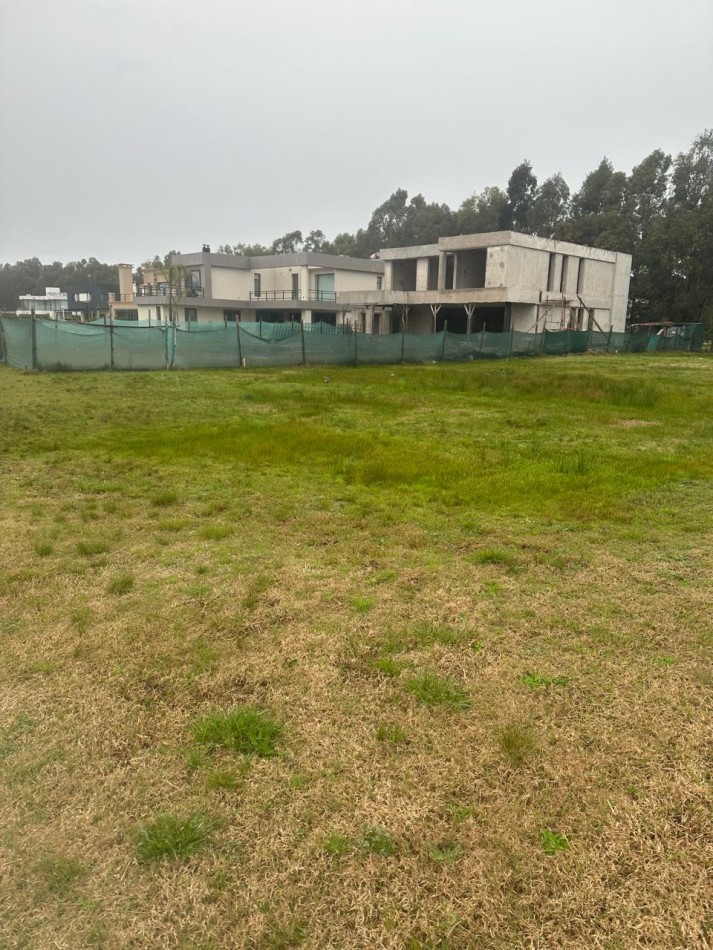 CLUB DE CAMPO MIRALAGOS 2 - LOTE 104 (LA MEJOR UBICACION) - LAGUNA BARRANCAS - ACEPTA PERMUTA PARCIAL