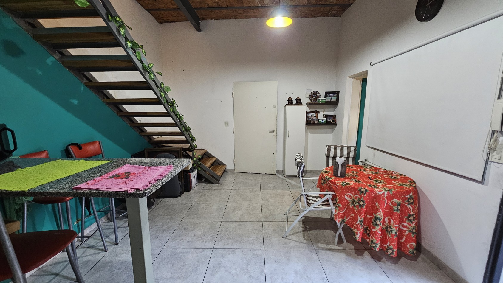 U$S 56.900 - VENTA PH de 3 amb. interno con patio, muy buen estado - NO ABONA EXPENSAS - Oportunidad!