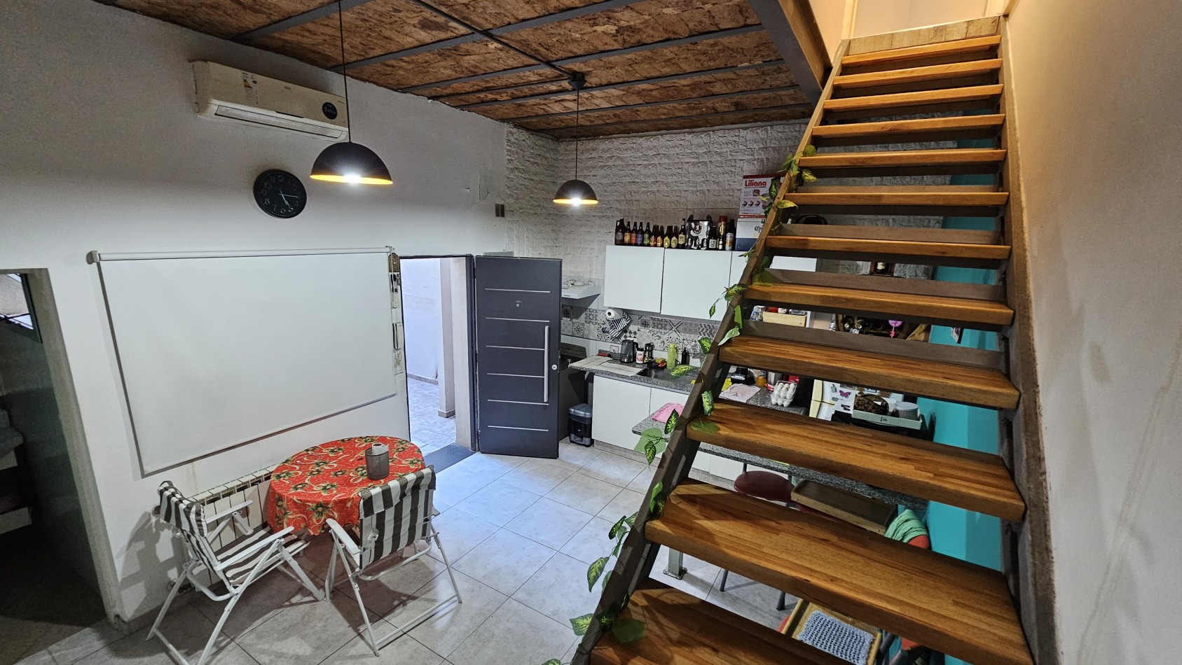 U$S 56.900 - VENTA PH de 3 amb. interno con patio, muy buen estado - NO ABONA EXPENSAS - Oportunidad!