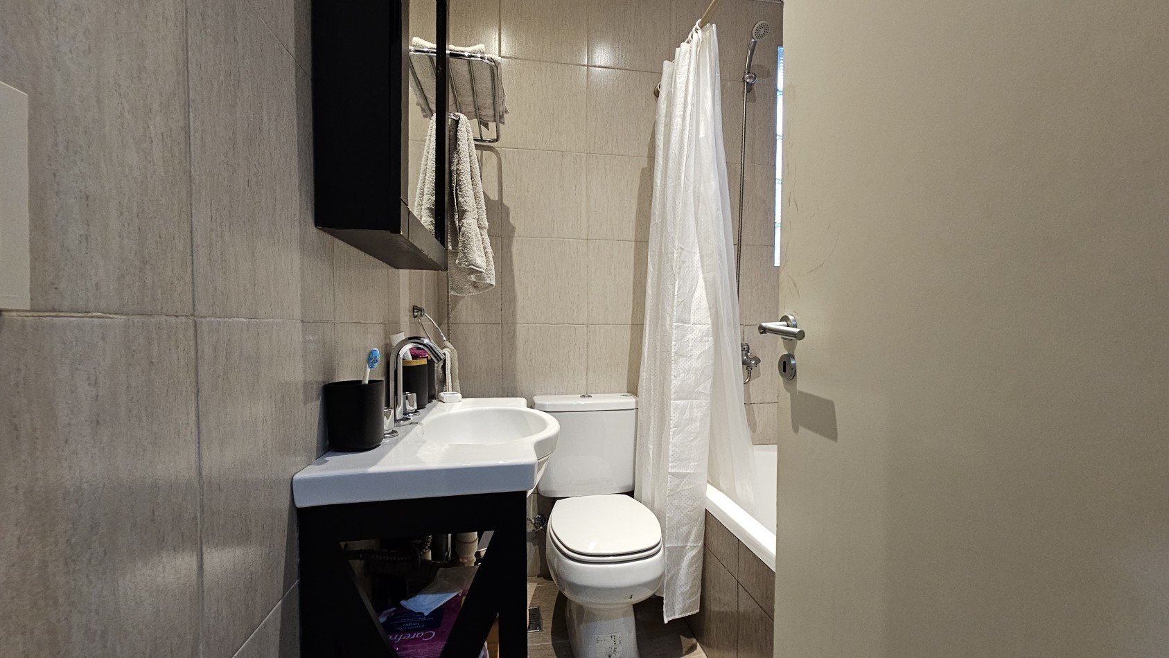 U$S 56.900 - VENTA PH de 3 amb. interno con patio, muy buen estado - NO ABONA EXPENSAS - Oportunidad!