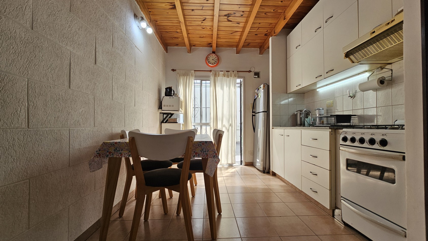 DUPLEX DE 3 AMB. CON COCHERA y PATIO - Padilla 300 - Gerli