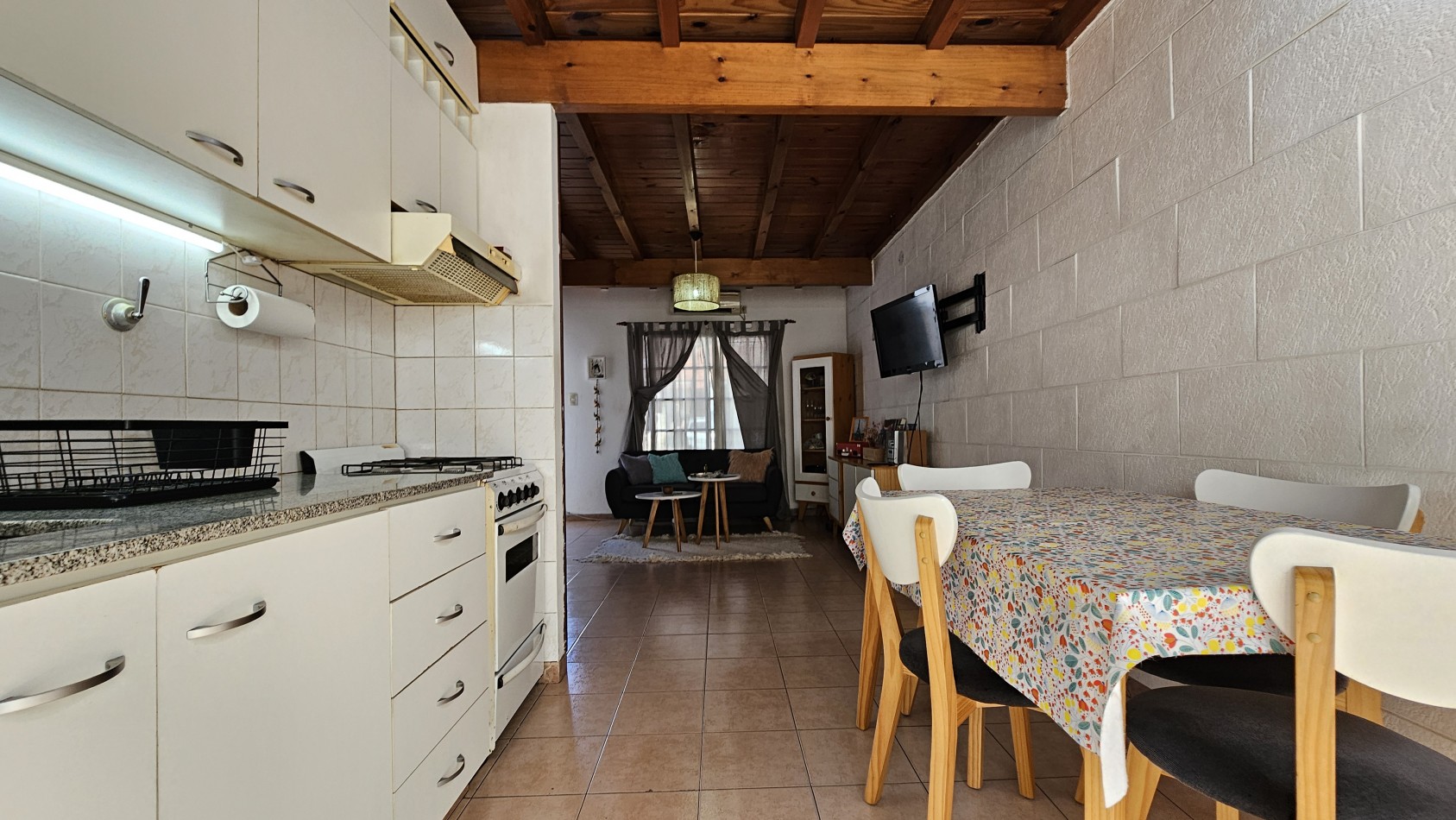 DUPLEX DE 3 AMB. CON COCHERA y PATIO - Padilla 300 - Gerli