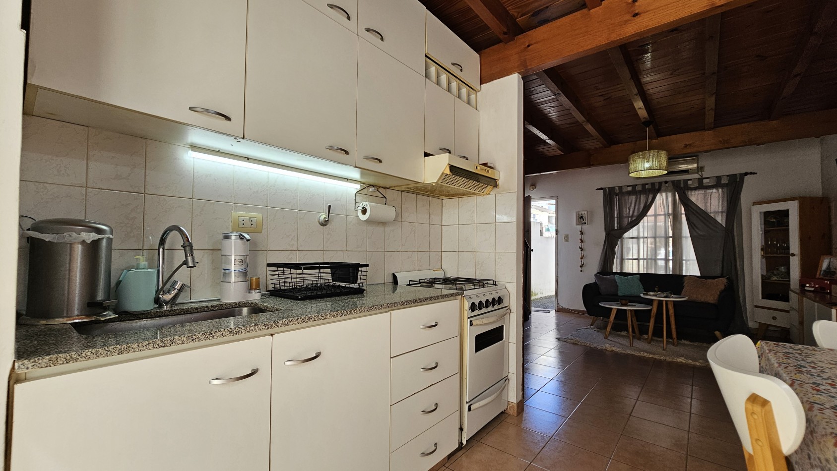 DUPLEX DE 3 AMB. CON COCHERA y PATIO - Padilla 300 - Gerli