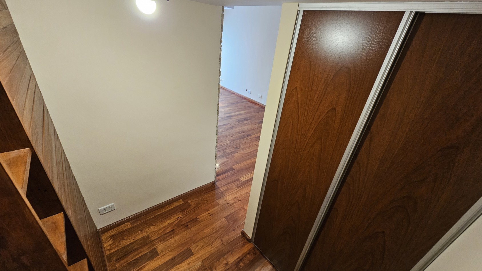 *U$S 137.000* Dpto 3 amb. C/balcon en venta - M. Brin 2800 - LANUS CENTRO