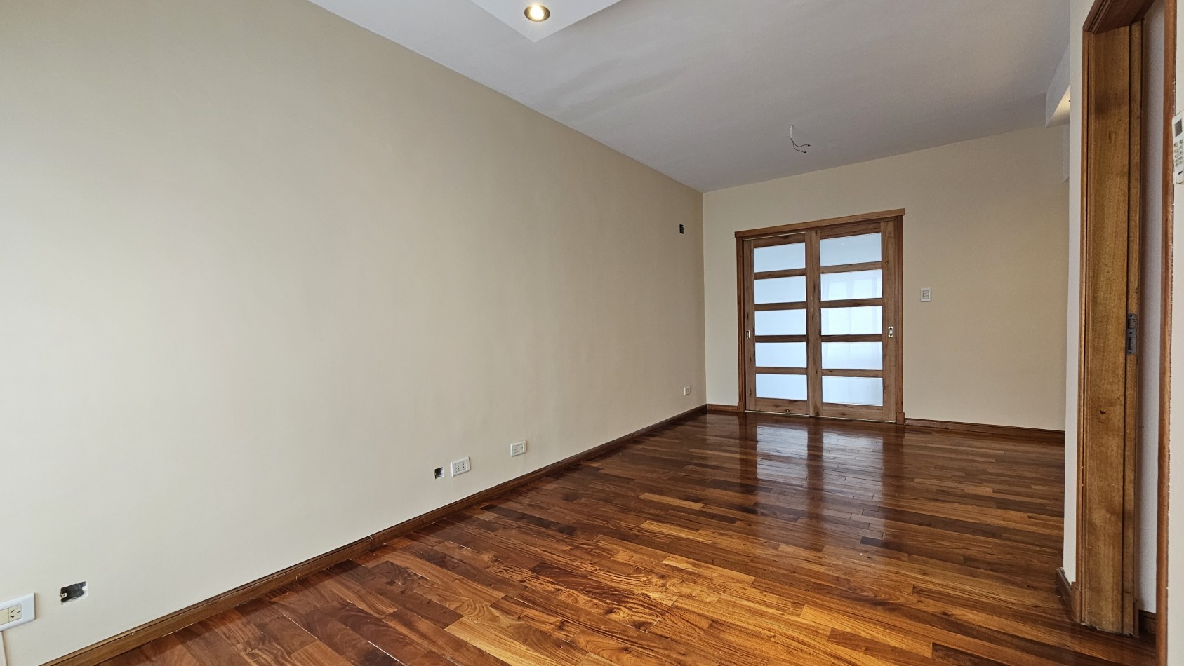*U$S 137.000* Dpto 3 amb. C/balcon en venta - M. Brin 2800 - LANUS CENTRO