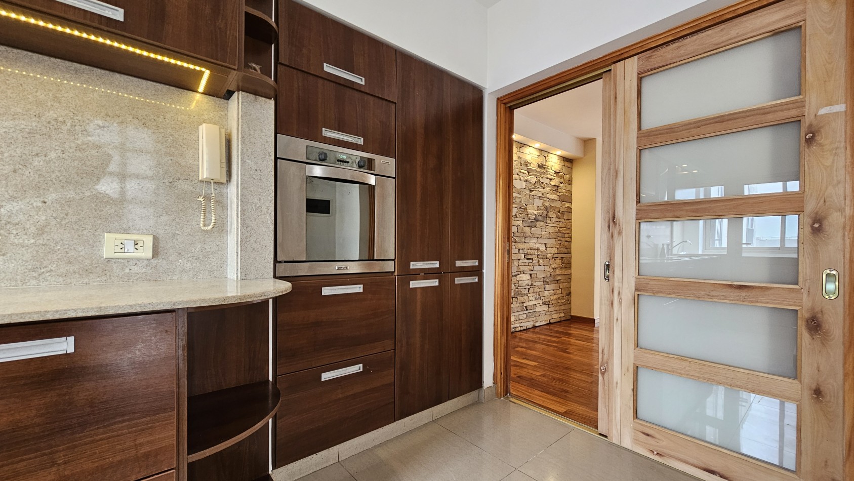 *U$S 137.000* Dpto 3 amb. C/balcon en venta - M. Brin 2800 - LANUS CENTRO