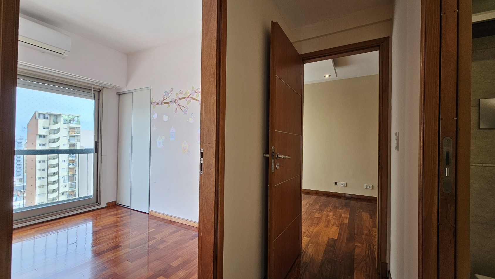 *U$S 137.000* Dpto 3 amb. C/balcon en venta - M. Brin 2800 - LANUS CENTRO