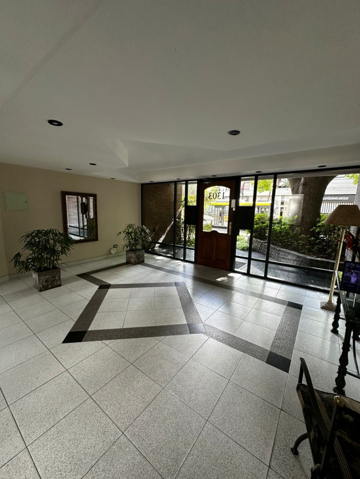 AMPLIO MONOAMBIENTE LATERAL EN ALQUILER A METROS DE LA ESTACION  - ALEM 1300 - BANFIELD