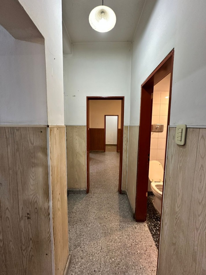 CASA 4 AMBIENTES CON PATIO Y TERRAZA - ROMA y GRANADEROS - LANUS ESTE