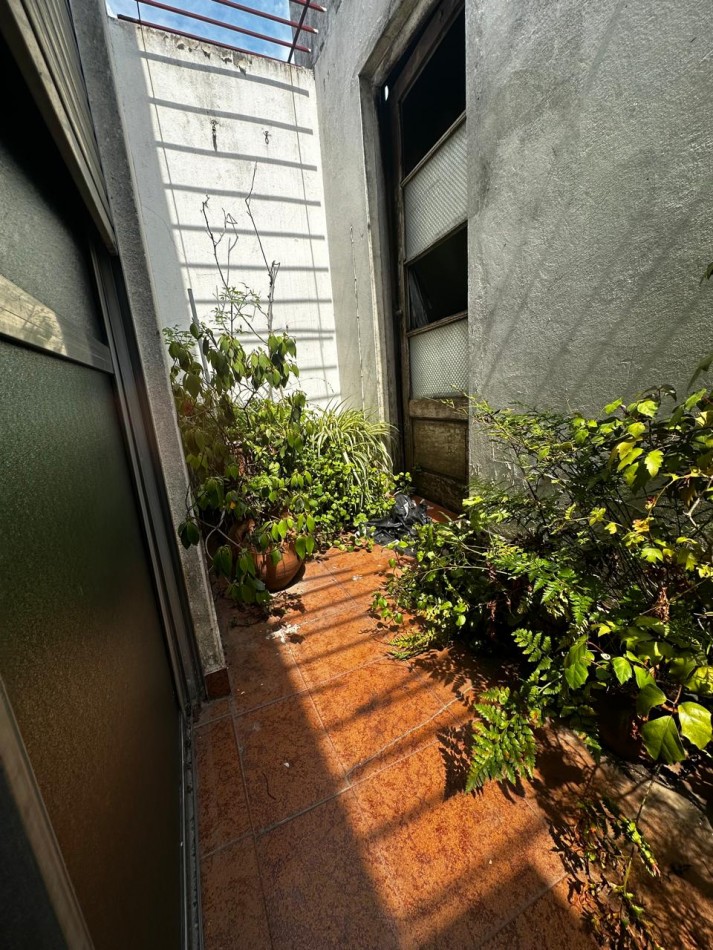 **u$s 58.000.-** - PH AL FRENTE 3 AMB. CON COCHERA y PEQUEÑO PATIO - ALFREDO PALACIOS 1000 - GERLI