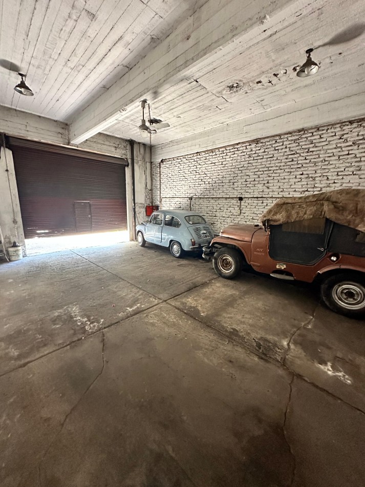 **u$s 35.000.-** Galpon de 50 m2 - Todo Losa - Warnes y Balbin - Lanus