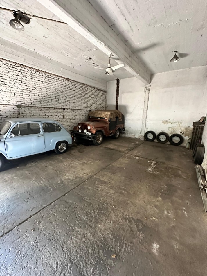 **u$s 35.000.-** Galpon de 50 m2 - Todo Losa - Warnes y Balbin - Lanus