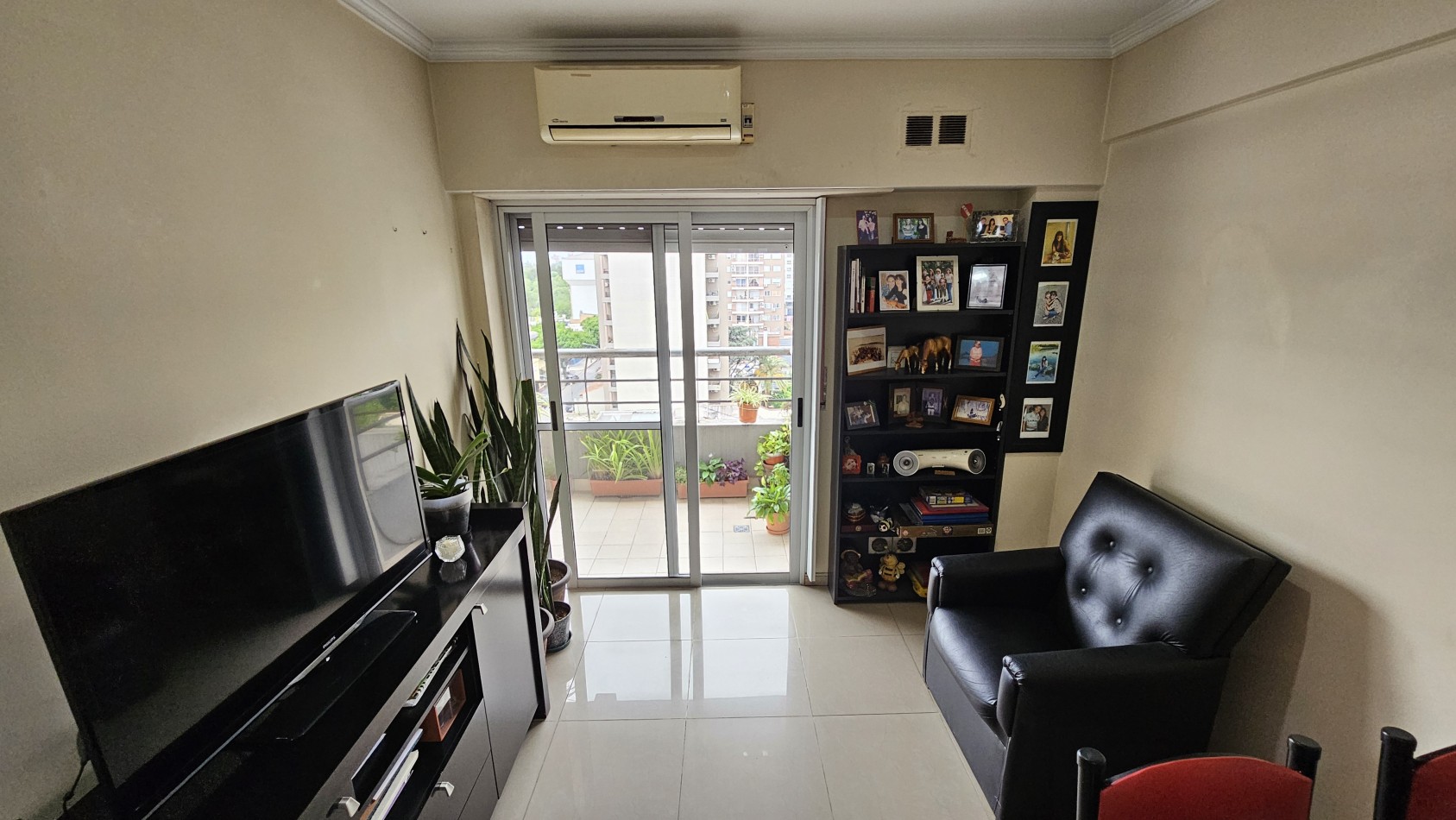 **u$s 95.000** - Venta Dto. de 3 amb. - 7mo piso - Margarita Weild 1500 - Lanus Este
