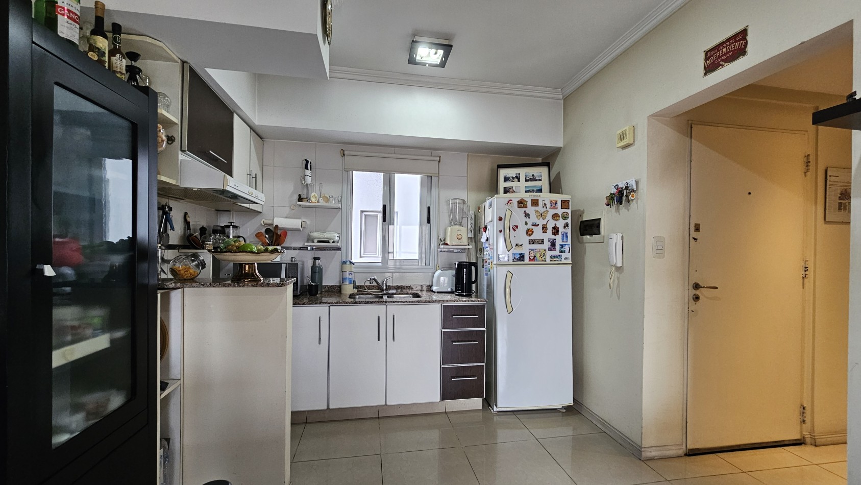 **u$s 95.000** - Venta Dto. de 3 amb. - 7mo piso - Margarita Weild 1500 - Lanus Este