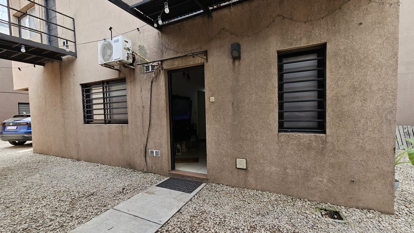 **u$s 79.900.-** - Departamento 3 Amb. C/Espacio Guardacoches y Parrilla en venta.- J. V. Gonzalez al 1400 - Lanus Oeste