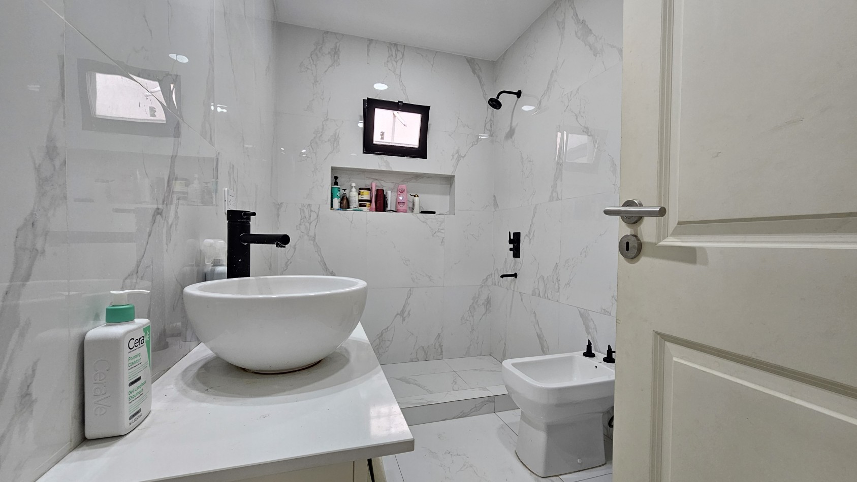 **u$s 75.000.-** (SOLO HASTA EL 30 de ABRIL) - Casa de 4 amb con parque y pileta, NUEVA, Lote propio - Benigno Cal 600 - Tristan Suarez - Ezeiza