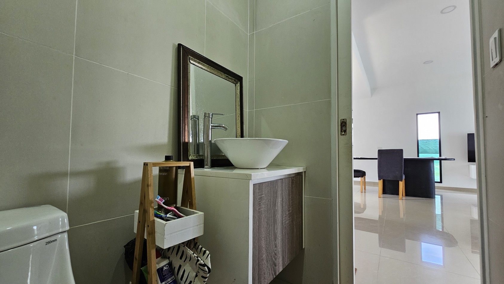 **u$s 75.000.-** (SOLO HASTA EL 30 de ABRIL) - Casa de 4 amb con parque y pileta, NUEVA, Lote propio - Benigno Cal 600 - Tristan Suarez - Ezeiza