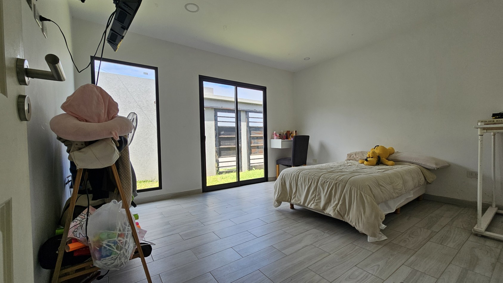 **u$s 75.000.-** (SOLO HASTA EL 30 de ABRIL) - Casa de 4 amb con parque y pileta, NUEVA, Lote propio - Benigno Cal 600 - Tristan Suarez - Ezeiza