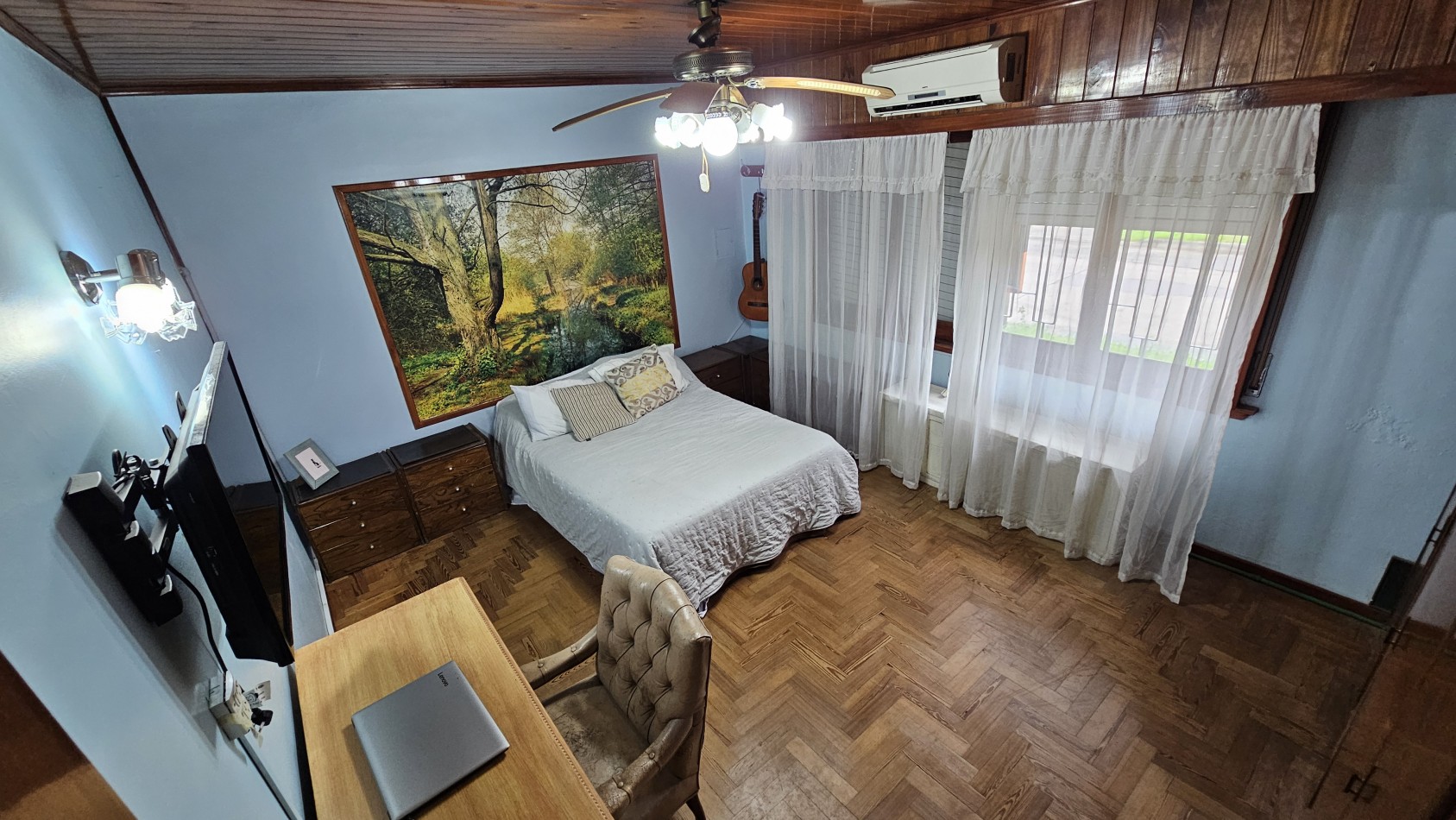 **u$s 80.000.-** Casa en venta sobre lote propio en esquina sobre Palma de Mallorca al 3800 - Quilmes.-