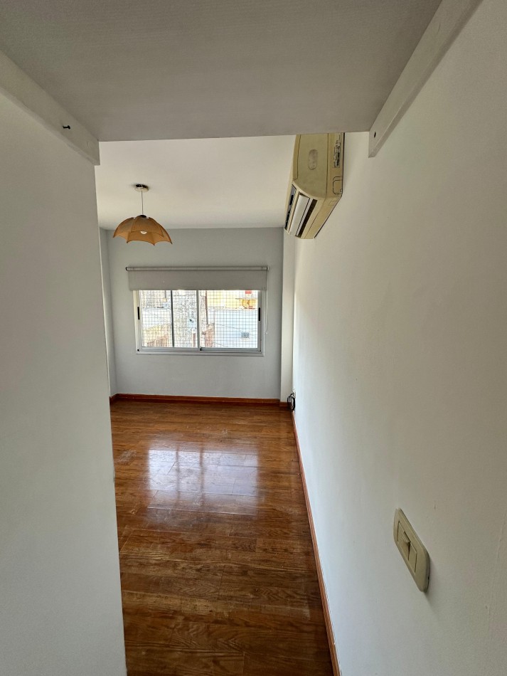 **$520.000.-** - Impecable Dpto 2 amb. En ALQUILER - Av. Cabildo al 1700, Casi Esquina Av. Galicia - Piñeyro