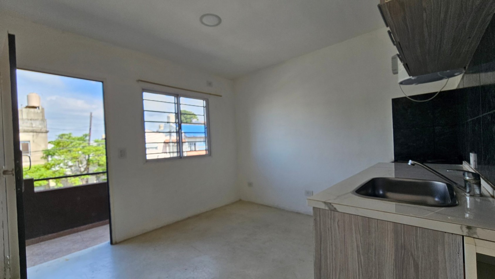 **$ 420.000 x mes SIN EXPENSAS** - ALQUILER Departamentos de 2 ambientes disponibles al frente - MOLINEDO AL 2700