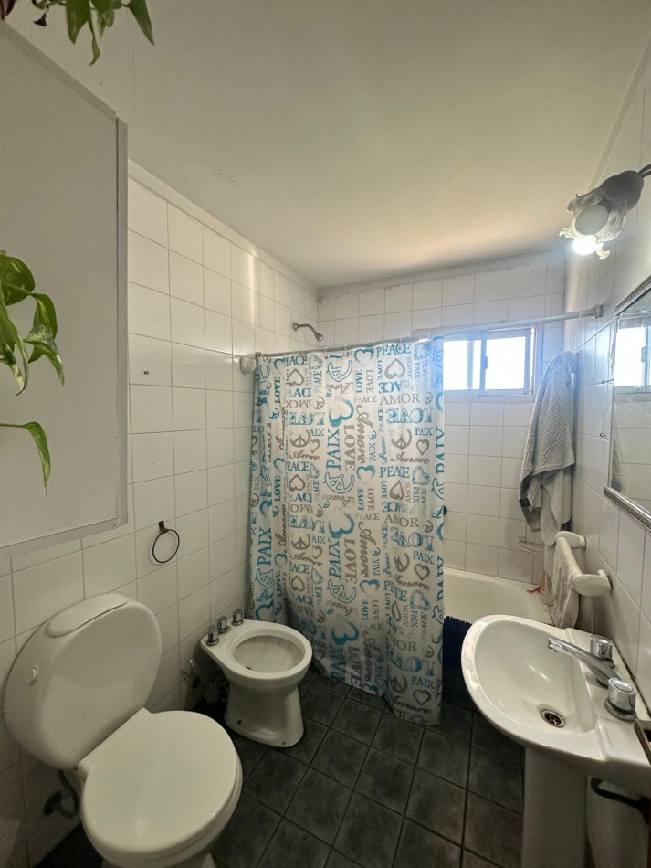 Casa en Venta de 4 Ambientes S/ lote 210 m2 en Barrio Cerrado Los Robles - Burzaco