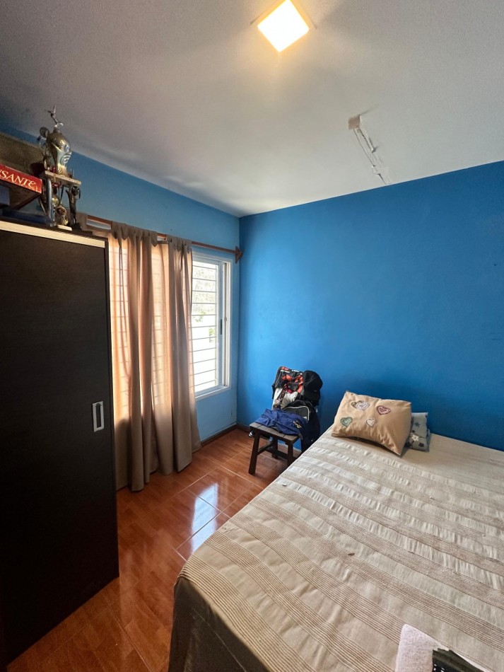 Venta en Block: Dos Casas en un Lote en Excelente Ubicacion - Apto Credito S/lote 8,66 x 17 m2 Aprox. - Diego Maradona 2424 - Lanus Oeste